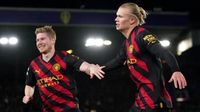 中世纪沙盒生存建造游戏《颂钟长鸣》大型免费更新正式上线