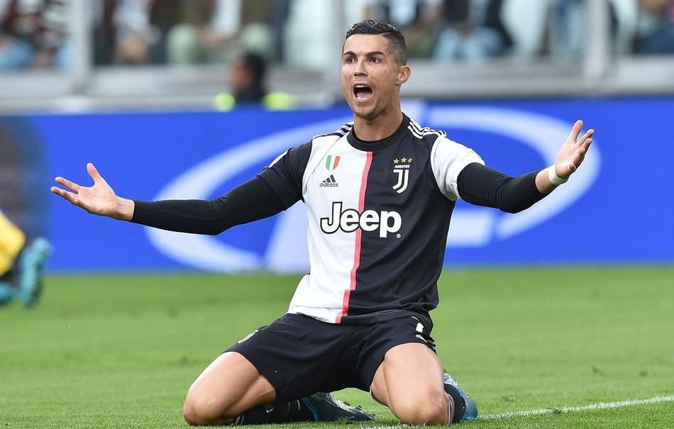 《光与影：33号远征队》摄影美图赏：美腿玉足太诱人！