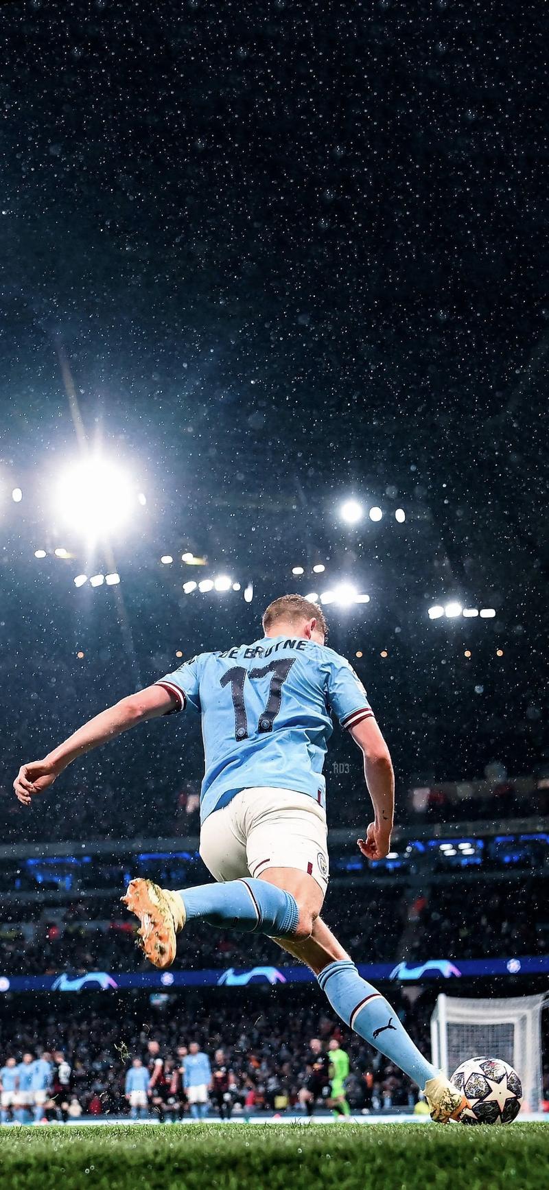 曼联状态起伏 战术仍在调整