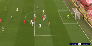 旭旭宝宝连麦老同事，直播间共赏八美齐跳扫腿舞，网友：过年了！